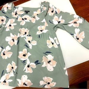 Ann Taylor factory -petite blouse with 3/4 sleeve MP